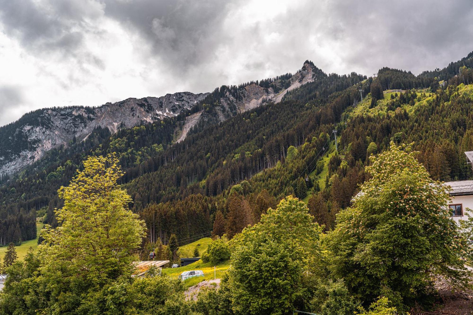 Hahnenkamm Hostel Reutte Luaran gambar