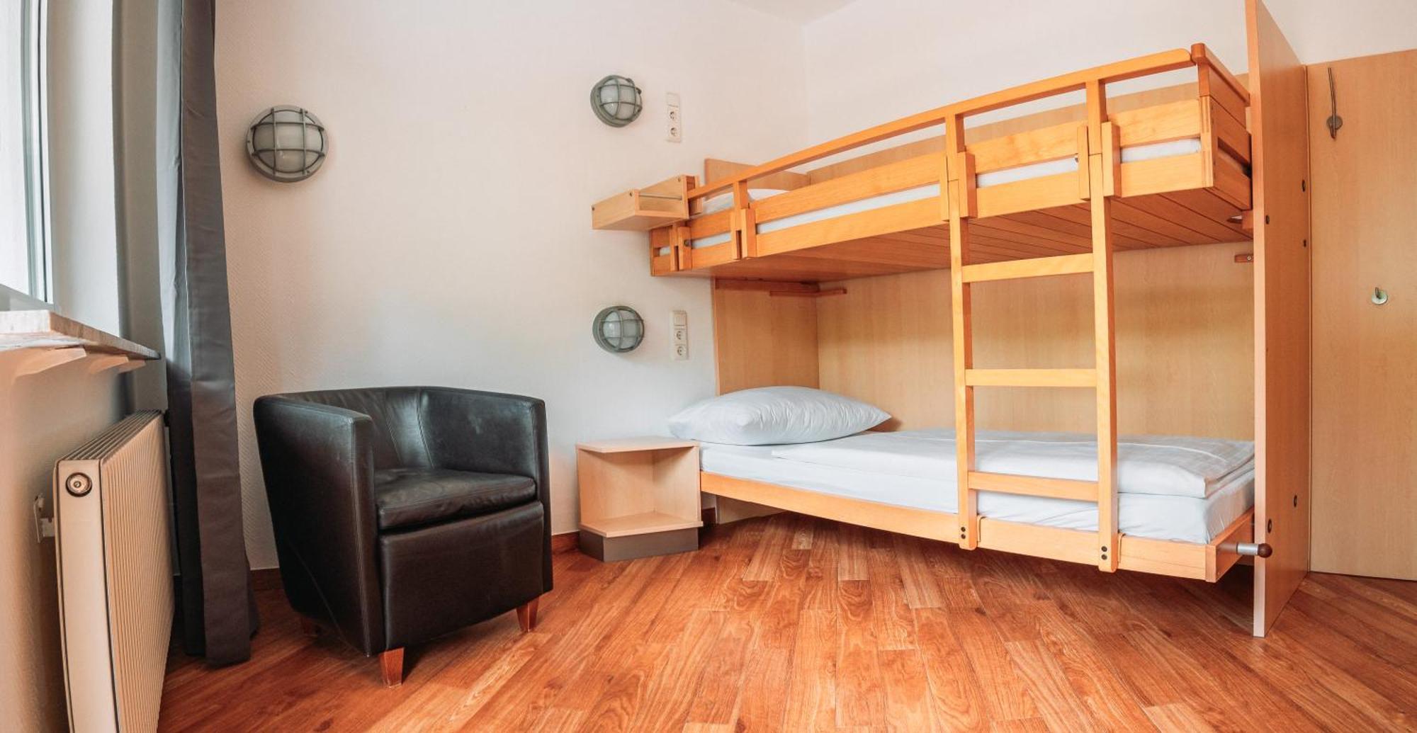 Hahnenkamm Hostel Reutte Bilik gambar